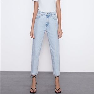 Zara Lightwash Mom Jeans